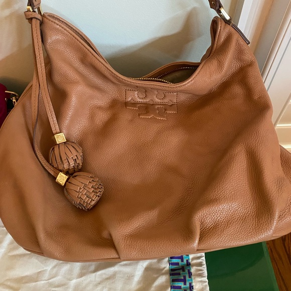 Tory Burch Thea Pebbled Camel Tan Leather Handbag Hobo bag w dust bag ! - Picture 2 of 14